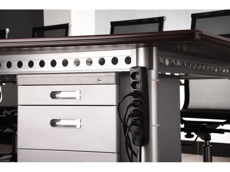 FURBER.power Steckdosenleiste 4x T13 mit Schalter 5 FURBER.power Steckdosenleiste 4x T13 mit Schalter – Bild 3